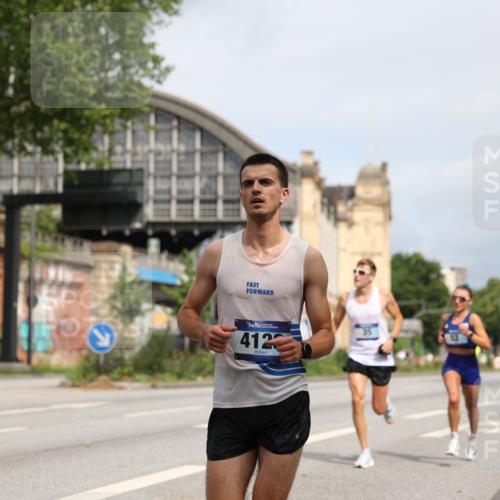 29.06.2025 - hella hamburg halbmarathon Yannick Fuchs http://msf.ph/oto/8157426 29.06.2025 10:18:29 20KM 35, 52, 4128, 7862, 9151, 11624, 16169, 17771, 18328, 18930 meine-sportfotos.de