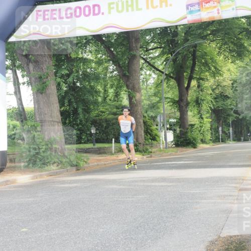 29.06.2025 - hella hamburg halbmarathon KatJ http://msf.ph/oto/8157455 29.06.2025 09:03:48 Zwischen KM18-KM19  meine-sportfotos.de