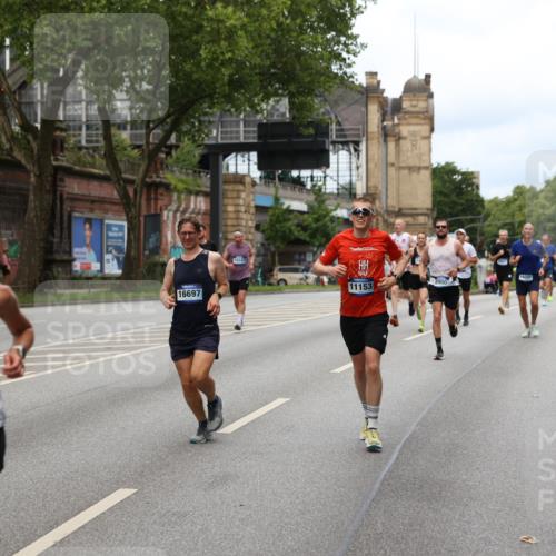 29.06.2025 - hella hamburg halbmarathon Yannick Fuchs http://msf.ph/oto/8157465 29.06.2025 10:38:28 20KM 1220, 1415, 1558, 2365, 2402, 2816, 3021, 3907, 4310, 4425, 4981, 4999, 5231, 5275, 5476, 5624, 5692, 6490, 6705, 6903, 6991, 7005, 7191, 8063, 8145, 8218, 8722, 8900, 9081, 9374, 9444, 9633, 10193, 10669, 10930, 11153, 11346, 11469, 12438, 12554, 12966, 13421, 13996, 14798, 14861, 15225, 15233, 15280, 15512, 15862, 16062, 16224, 16301, 16316, 16547, 16549, 16893, 17251, 17376, 17729, 17748, 17912, 18942 meine-sportfotos.de
