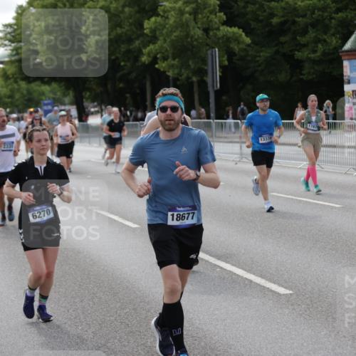 29.06.2025 - hella hamburg halbmarathon Jannik Wohlers http://msf.ph/oto/8157472 29.06.2025 10:17:53 Lombardsbrücke 1325, 1554, 1982, 2087, 2335, 2634, 3125, 3321, 3482, 3977, 4710, 4738, 4804, 5909, 6270, 8067, 9222, 9539, 9834, 9844, 10659, 10908, 10946, 11352, 11450, 11949, 12274, 12498, 12939, 13341, 13370, 13619, 13933, 14320, 14770, 14831, 15182, 15183, 15343, 15393, 16109, 16828, 16829, 16833, 17283, 17876, 18145, 18677, 18697, 18807, 18825 meine-sportfotos.de