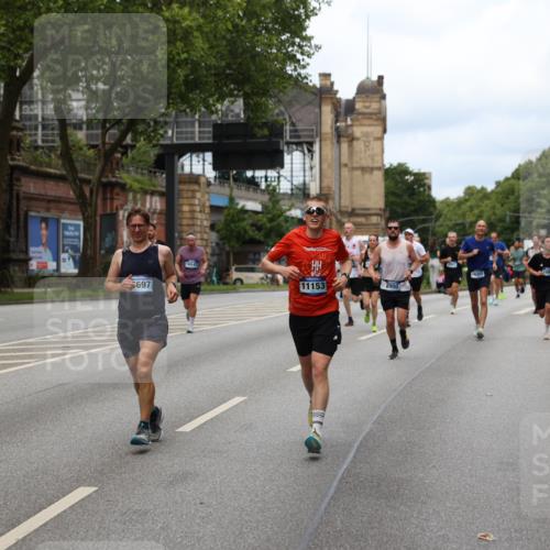 29.06.2025 - hella hamburg halbmarathon Yannick Fuchs http://msf.ph/oto/8157484 29.06.2025 10:38:28 20KM 1220, 1415, 1558, 2365, 2402, 2816, 3021, 3907, 4310, 4425, 4981, 4999, 5231, 5275, 5476, 5624, 5692, 6490, 6705, 6903, 6991, 7005, 7191, 8063, 8145, 8218, 8722, 8900, 9081, 9374, 9444, 9633, 10193, 10669, 10930, 11153, 11346, 11469, 12438, 12554, 12966, 13421, 13996, 14798, 14861, 15225, 15233, 15280, 15512, 15862, 16062, 16224, 16301, 16316, 16547, 16549, 16893, 17251, 17376, 17729, 17748, 17912, 18942 meine-sportfotos.de
