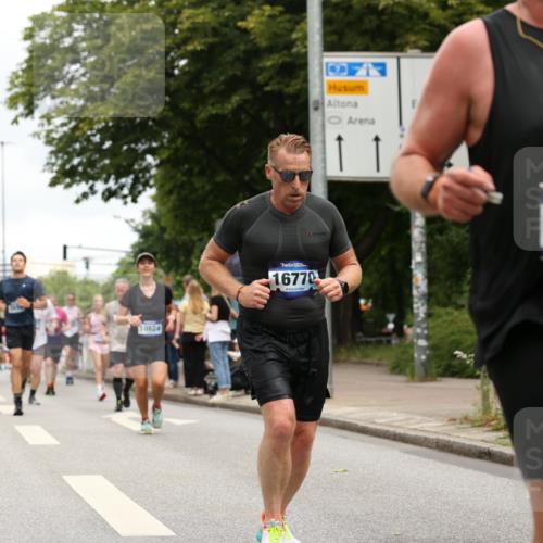 29.06.2025 - hella hamburg halbmarathon Yannick Fuchs http://msf.ph/oto/8157522 29.06.2025 10:58:47 20KM 1062, 1186, 1229, 1842, 2136, 2298, 2463, 2698, 3572, 3663, 3746, 5354, 5365, 6907, 6908, 7081, 7271, 7474, 8405, 9986, 10067, 10402, 10824, 10962, 11556, 12426, 12475, 12781, 12843, 13210, 14022, 14465, 15009, 16344, 16367, 16455, 16605, 16770, 16911, 17140, 17763, 17895, 18196, 18440, 18520, 18707, 18768 meine-sportfotos.de