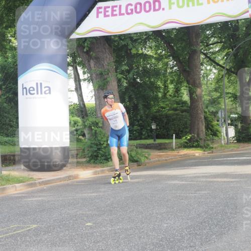 29.06.2025 - hella hamburg halbmarathon KatJ http://msf.ph/oto/8157531 29.06.2025 09:03:49 Zwischen KM18-KM19  meine-sportfotos.de