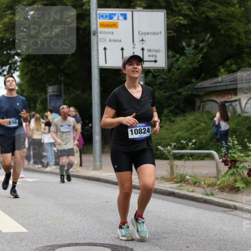29.06.2025 - hella hamburg halbmarathon Yannick Fuchs http://msf.ph/oto/8157620 29.06.2025 10:58:50 20KM 1062, 1186, 1229, 1842, 2136, 2298, 2698, 3572, 3663, 3746, 4945, 5354, 5365, 6907, 6908, 7081, 7271, 8405, 9986, 10067, 10402, 10824, 10962, 11556, 12426, 12475, 12781, 12843, 13210, 13793, 14022, 14465, 15009, 16344, 16367, 16455, 16605, 16770, 16911, 17140, 17763, 17895, 18196, 18520, 18575, 18577, 18707, 18768 meine-sportfotos.de
