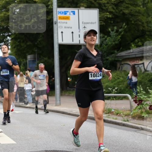 29.06.2025 - hella hamburg halbmarathon Yannick Fuchs http://msf.ph/oto/8157671 29.06.2025 10:58:50 20KM 1062, 1186, 1229, 1842, 2136, 2298, 2698, 3572, 3663, 3746, 4945, 5354, 5365, 6907, 6908, 7081, 7271, 8405, 9986, 10067, 10402, 10824, 10962, 11556, 12426, 12475, 12781, 12843, 13210, 13793, 14022, 14465, 15009, 16344, 16367, 16455, 16605, 16770, 16911, 17140, 17763, 17895, 18196, 18520, 18575, 18577, 18707, 18768 meine-sportfotos.de