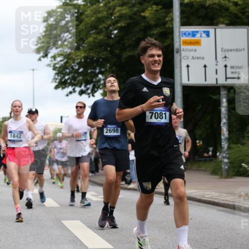 29.06.2025 - hella hamburg halbmarathon Yannick Fuchs http://msf.ph/oto/8157769 29.06.2025 10:58:51 20KM 1062, 1186, 1229, 1842, 2136, 2298, 2698, 3572, 3663, 3746, 4945, 5354, 5365, 6907, 6908, 7081, 7271, 8405, 9986, 10067, 10402, 10824, 10962, 11556, 12177, 12426, 12475, 12781, 12843, 13210, 13793, 14022, 14465, 15009, 16344, 16367, 16605, 16770, 16911, 17140, 17763, 17895, 18196, 18520, 18575, 18577, 18707, 18768 meine-sportfotos.de