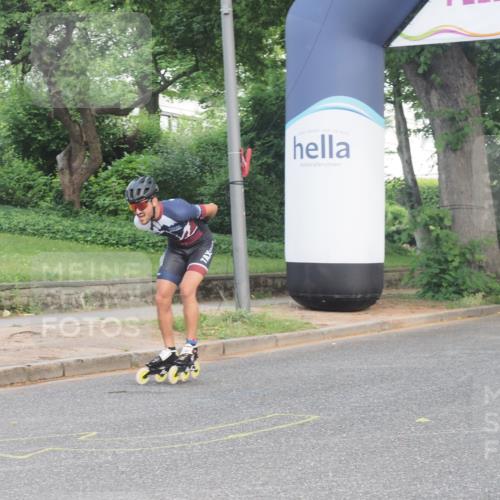 29.06.2025 - hella hamburg halbmarathon KatJ http://msf.ph/oto/8157791 29.06.2025 09:04:00 Zwischen KM18-KM19  meine-sportfotos.de