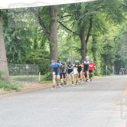 29.06.2025 - hella hamburg halbmarathon KatJ http://msf.ph/oto/8157826 29.06.2025 09:04:14 Zwischen KM18-KM19  meine-sportfotos.de