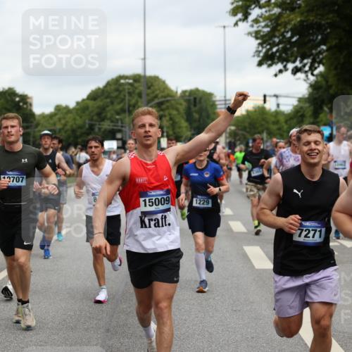 29.06.2025 - hella hamburg halbmarathon Yannick Fuchs http://msf.ph/oto/8158020 29.06.2025 10:58:53 20KM 1062, 1186, 1229, 1842, 2136, 2698, 3572, 3663, 3746, 4945, 5354, 5365, 6907, 6908, 7081, 7271, 7717, 8405, 9986, 10067, 10402, 10824, 10962, 11556, 12177, 12211, 12212, 12426, 12475, 12781, 12843, 13210, 13793, 14022, 14465, 15009, 16344, 16367, 16605, 16770, 16911, 17140, 17763, 17895, 18196, 18520, 18575, 18577, 18707, 18768 meine-sportfotos.de