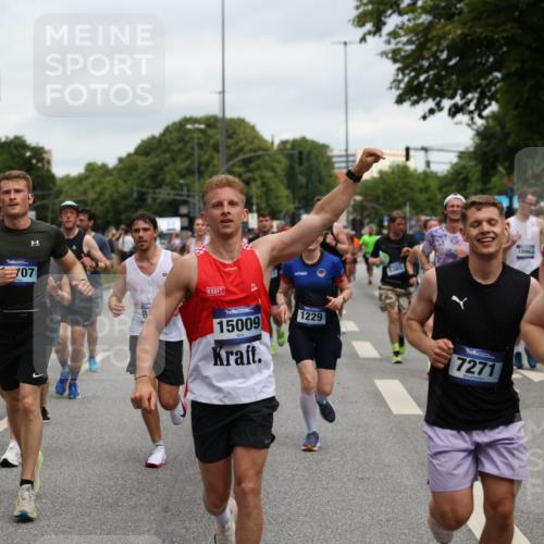 29.06.2025 - hella hamburg halbmarathon Yannick Fuchs http://msf.ph/oto/8158033 29.06.2025 10:58:53 20KM 1062, 1186, 1229, 1842, 2136, 2698, 3572, 3663, 3746, 4945, 5354, 5365, 6907, 6908, 7081, 7271, 7717, 8405, 9986, 10067, 10402, 10824, 10962, 11556, 12177, 12211, 12212, 12426, 12475, 12781, 12843, 13210, 13793, 14022, 14465, 15009, 16344, 16367, 16605, 16770, 16911, 17140, 17763, 17895, 18196, 18520, 18575, 18577, 18707, 18768 meine-sportfotos.de