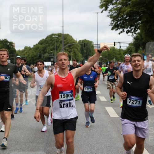 29.06.2025 - hella hamburg halbmarathon Yannick Fuchs http://msf.ph/oto/8158050 29.06.2025 10:58:53 20KM 1062, 1186, 1229, 1842, 2136, 2698, 3572, 3663, 3746, 4945, 5354, 5365, 6907, 6908, 7081, 7271, 7717, 8405, 9986, 10067, 10402, 10824, 10962, 11556, 12177, 12211, 12212, 12426, 12475, 12781, 12843, 13210, 13793, 14022, 14465, 15009, 16344, 16367, 16605, 16770, 16911, 17140, 17763, 17895, 18196, 18520, 18575, 18577, 18707, 18768 meine-sportfotos.de