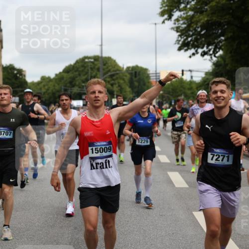 29.06.2025 - hella hamburg halbmarathon Yannick Fuchs http://msf.ph/oto/8158083 29.06.2025 10:58:54 20KM 1062, 1186, 1229, 1842, 2136, 2698, 3572, 3663, 3746, 4945, 5354, 5365, 6907, 6908, 7081, 7271, 7717, 8405, 9986, 10067, 10402, 10824, 10962, 11556, 12177, 12211, 12212, 12475, 12781, 12843, 13210, 13793, 14022, 14465, 15009, 16344, 16367, 16605, 16770, 16911, 17140, 17763, 17895, 18196, 18520, 18575, 18577, 18707, 18768 meine-sportfotos.de