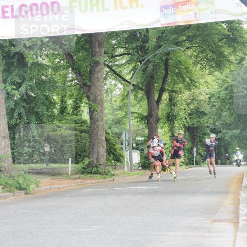 29.06.2025 - hella hamburg halbmarathon KatJ http://msf.ph/oto/8158122 29.06.2025 09:04:22 Zwischen KM18-KM19  meine-sportfotos.de