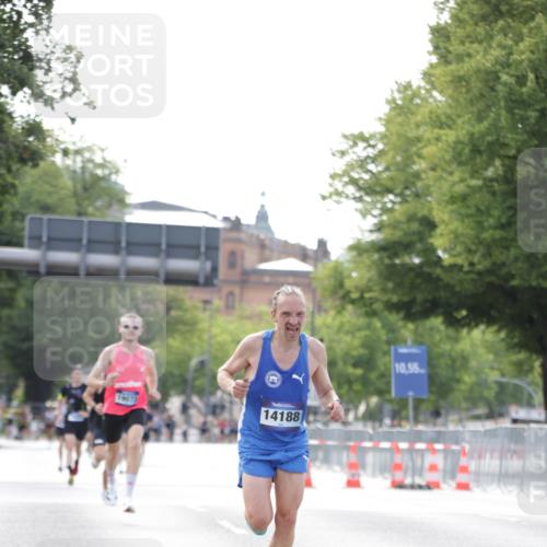 29.06.2025 - hella hamburg halbmarathon Jannik Wohlers http://msf.ph/oto/8158135 29.06.2025 09:38:48 Lombardsbrücke 14188, 16529 meine-sportfotos.de