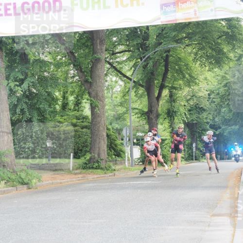 29.06.2025 - hella hamburg halbmarathon KatJ http://msf.ph/oto/8158143 29.06.2025 09:04:22 Zwischen KM18-KM19  meine-sportfotos.de