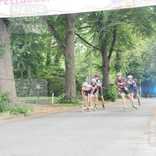 29.06.2025 - hella hamburg halbmarathon KatJ http://msf.ph/oto/8158168 29.06.2025 09:04:22 Zwischen KM18-KM19  meine-sportfotos.de