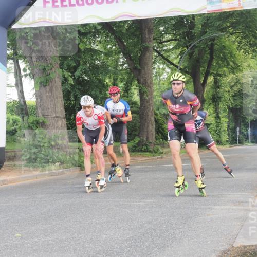 29.06.2025 - hella hamburg halbmarathon KatJ http://msf.ph/oto/8158183 29.06.2025 09:04:23 Zwischen KM18-KM19  meine-sportfotos.de