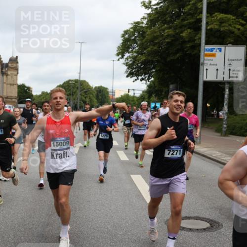 29.06.2025 - hella hamburg halbmarathon Yannick Fuchs http://msf.ph/oto/8158207 29.06.2025 10:58:54 20KM 1062, 1186, 1229, 1842, 2136, 2698, 3572, 3663, 3746, 4945, 5354, 5365, 6907, 6908, 7081, 7271, 7717, 8405, 9986, 10067, 10402, 10824, 10962, 11556, 12177, 12211, 12212, 12475, 12781, 12843, 13210, 13793, 14022, 14465, 15009, 16344, 16367, 16605, 16770, 16911, 17140, 17763, 17895, 18196, 18520, 18575, 18577, 18707, 18768 meine-sportfotos.de