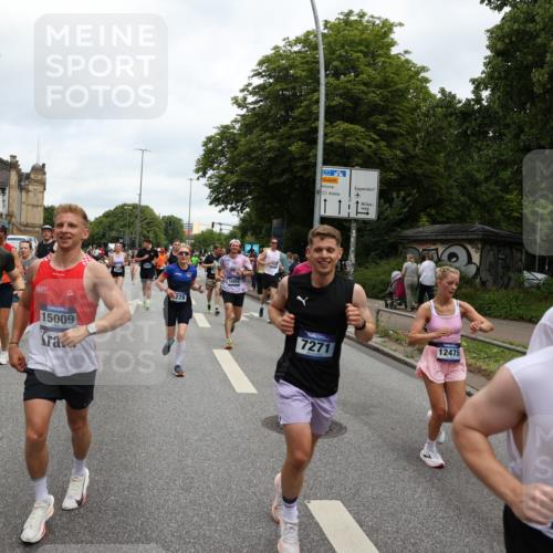 29.06.2025 - hella hamburg halbmarathon Yannick Fuchs http://msf.ph/oto/8158261 29.06.2025 10:58:54 20KM 1062, 1186, 1229, 1842, 2136, 2698, 3572, 3663, 3746, 4945, 5354, 5365, 6907, 6908, 7081, 7271, 7717, 8405, 9986, 10067, 10402, 10824, 10962, 11556, 12177, 12211, 12212, 12475, 12781, 12843, 13210, 13793, 14022, 14465, 15009, 16344, 16367, 16605, 16770, 16911, 17140, 17763, 17895, 18196, 18520, 18575, 18577, 18707, 18768 meine-sportfotos.de