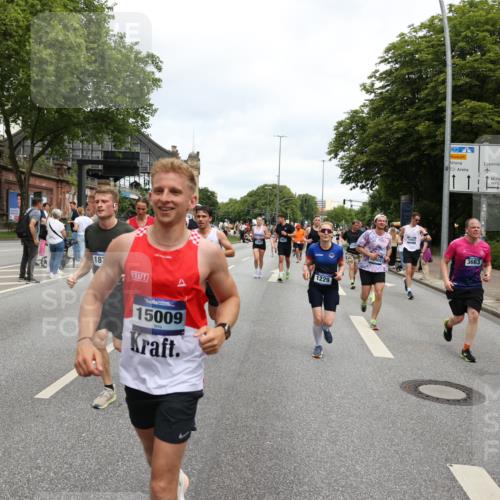29.06.2025 - hella hamburg halbmarathon Yannick Fuchs http://msf.ph/oto/8158268 29.06.2025 10:58:55 20KM 1062, 1186, 1229, 1842, 2136, 2698, 3572, 3663, 3746, 4945, 5354, 5365, 6907, 6908, 7081, 7271, 7717, 8405, 9986, 10067, 10402, 10824, 10962, 11556, 12177, 12211, 12212, 12475, 12781, 12843, 13210, 13793, 14022, 14465, 15009, 16344, 16367, 16605, 16770, 16911, 17140, 17763, 17895, 18196, 18520, 18575, 18577, 18707, 18768 meine-sportfotos.de