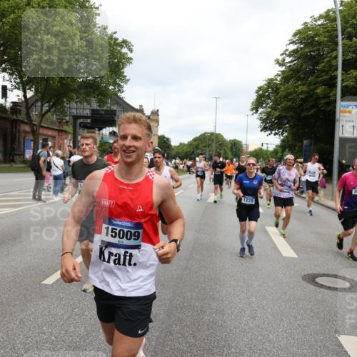 29.06.2025 - hella hamburg halbmarathon Yannick Fuchs http://msf.ph/oto/8158277 29.06.2025 10:58:55 20KM 1062, 1186, 1229, 1842, 2136, 2698, 3572, 3663, 3746, 4945, 5354, 5365, 6907, 6908, 7081, 7271, 7717, 8405, 9986, 10067, 10402, 10824, 10962, 11556, 12177, 12211, 12212, 12475, 12781, 12843, 13210, 13793, 14022, 14465, 15009, 16344, 16367, 16605, 16770, 16911, 17140, 17763, 17895, 18196, 18520, 18575, 18577, 18707, 18768 meine-sportfotos.de