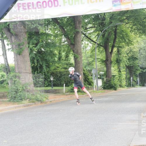 29.06.2025 - hella hamburg halbmarathon KatJ http://msf.ph/oto/8158321 29.06.2025 09:04:35 Zwischen KM18-KM19  meine-sportfotos.de
