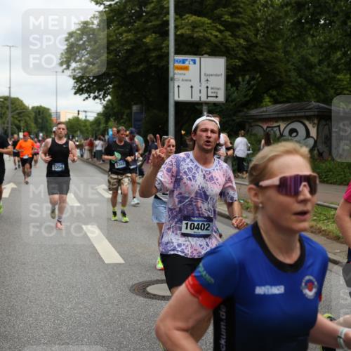 29.06.2025 - hella hamburg halbmarathon Yannick Fuchs http://msf.ph/oto/8158630 29.06.2025 10:58:56 20KM 1062, 1186, 1229, 1842, 1863, 2136, 2698, 3572, 3663, 3746, 4945, 5354, 5365, 6907, 6908, 7081, 7271, 7717, 8405, 9986, 10067, 10402, 10824, 10962, 11556, 12177, 12211, 12212, 12473, 12475, 12781, 12843, 13210, 13793, 14022, 14465, 15009, 16344, 16367, 16605, 16770, 16911, 17140, 17763, 17895, 18196, 18520, 18575, 18577, 18707, 18768 meine-sportfotos.de
