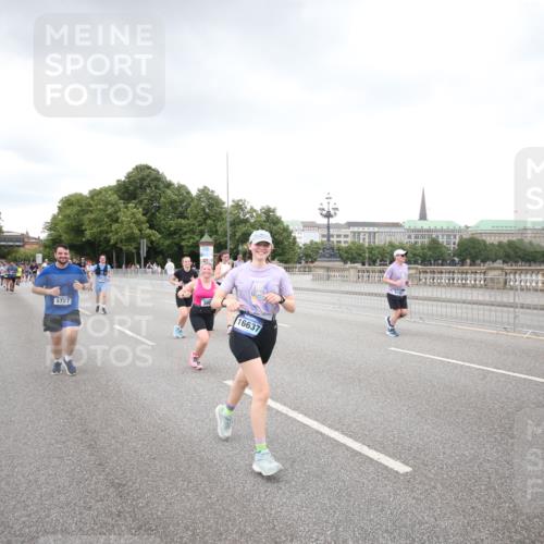 29.06.2025 - hella hamburg halbmarathon Jannik Wohlers http://msf.ph/oto/8158680 29.06.2025 10:54:33 Lombardsbrücke 2566, 2632, 3002, 3274, 4191, 4192, 5392, 5500, 5727, 5882, 6839, 7238, 8012, 8186, 9596, 10109, 10686, 11226, 11788, 11908, 12147, 12148, 12240, 13283, 13548, 13944, 13945, 13979, 13980, 14752, 15271, 15553, 16057, 16432, 16433, 16443, 16637, 16664, 16665, 17090, 18168, 18372 meine-sportfotos.de