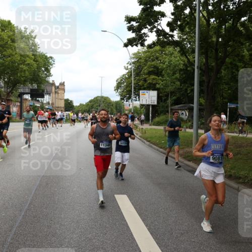 29.06.2025 - hella hamburg halbmarathon Yannick Fuchs http://msf.ph/oto/8158682 29.06.2025 10:38:38 20KM 1057, 1220, 1391, 1415, 1468, 1558, 1782, 1902, 1941, 2365, 2402, 2415, 2816, 3004, 3021, 3305, 3907, 4310, 4425, 4981, 4991, 4999, 5231, 5275, 5476, 5624, 5884, 6490, 6903, 7005, 7191, 7322, 8063, 8722, 9081, 9159, 9374, 9444, 9633, 10193, 10596, 10669, 10930, 11346, 11469, 12159, 12554, 12711, 12966, 13123, 13421, 13996, 14667, 14798, 14816, 15185, 15225, 15233, 15280, 15512, 15862, 16062, 16224, 16316, 16506, 16893, 17097, 17251, 17729, 17748, 18560, 18806 meine-sportfotos.de