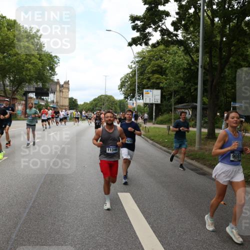 29.06.2025 - hella hamburg halbmarathon Yannick Fuchs http://msf.ph/oto/8158708 29.06.2025 10:38:38 20KM 1057, 1220, 1391, 1415, 1468, 1558, 1782, 1902, 1941, 2365, 2402, 2415, 2816, 3004, 3021, 3305, 3907, 4310, 4425, 4981, 4991, 4999, 5231, 5275, 5476, 5624, 5884, 6490, 6903, 7005, 7191, 7322, 8063, 8722, 9081, 9159, 9374, 9444, 9633, 10193, 10596, 10669, 10930, 11346, 11469, 12159, 12554, 12711, 12966, 13123, 13421, 13996, 14667, 14798, 14816, 15185, 15225, 15233, 15280, 15512, 15862, 16062, 16224, 16316, 16506, 16893, 17097, 17251, 17729, 17748, 18560, 18806 meine-sportfotos.de