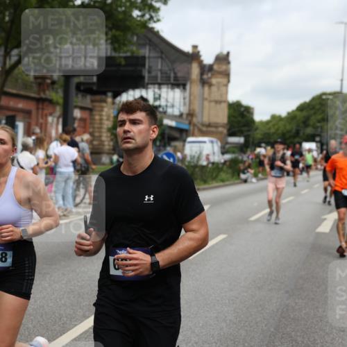 29.06.2025 - hella hamburg halbmarathon Yannick Fuchs http://msf.ph/oto/8158777 29.06.2025 10:58:59 20KM 1062, 1186, 1229, 1842, 1863, 2136, 2698, 3328, 3572, 3663, 3746, 4945, 5354, 5365, 6489, 6590, 6907, 6908, 7271, 7717, 8405, 9986, 10067, 10402, 10824, 10962, 11027, 11556, 12177, 12211, 12212, 12473, 12475, 12781, 13210, 13793, 14022, 14465, 15009, 16344, 16367, 16605, 16770, 16911, 17140, 17441, 17763, 17895, 18196, 18324, 18575, 18577, 18707, 18732, 18768 meine-sportfotos.de