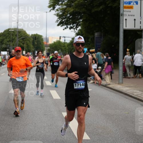 29.06.2025 - hella hamburg halbmarathon Yannick Fuchs http://msf.ph/oto/8158802 29.06.2025 10:58:59 20KM 1062, 1186, 1229, 1842, 1863, 2136, 2698, 3328, 3572, 3663, 3746, 4945, 5354, 5365, 6489, 6590, 6907, 6908, 7271, 7717, 8405, 9986, 10067, 10402, 10824, 10962, 11027, 11556, 12177, 12211, 12212, 12473, 12475, 12781, 13210, 13793, 14022, 14465, 15009, 16344, 16367, 16605, 16770, 16911, 17140, 17441, 17763, 17895, 18196, 18324, 18575, 18577, 18707, 18732, 18768 meine-sportfotos.de