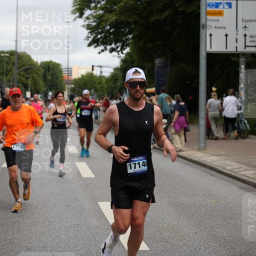 29.06.2025 - hella hamburg halbmarathon Yannick Fuchs http://msf.ph/oto/8158817 29.06.2025 10:58:59 20KM 1062, 1186, 1229, 1842, 1863, 2136, 2698, 3328, 3572, 3663, 3746, 4945, 5354, 5365, 6489, 6590, 6907, 6908, 7271, 7717, 8405, 9986, 10067, 10402, 10824, 10962, 11027, 11556, 12177, 12211, 12212, 12473, 12475, 12781, 13210, 13793, 14022, 14465, 15009, 16344, 16367, 16605, 16770, 16911, 17140, 17441, 17763, 17895, 18196, 18324, 18575, 18577, 18707, 18732, 18768 meine-sportfotos.de