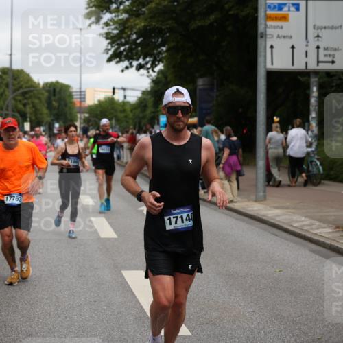 29.06.2025 - hella hamburg halbmarathon Yannick Fuchs http://msf.ph/oto/8158827 29.06.2025 10:58:59 20KM 1062, 1186, 1229, 1842, 1863, 2136, 2698, 3328, 3572, 3663, 3746, 4945, 5354, 5365, 6489, 6590, 6907, 6908, 7271, 7717, 8405, 9986, 10067, 10402, 10824, 10962, 11027, 11556, 12177, 12211, 12212, 12473, 12475, 12781, 13210, 13793, 14022, 14465, 15009, 16344, 16367, 16605, 16770, 16911, 17140, 17441, 17763, 17895, 18196, 18324, 18575, 18577, 18707, 18732, 18768 meine-sportfotos.de