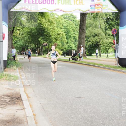 29.06.2025 - hella hamburg halbmarathon MichiJ http://msf.ph/oto/8159159 29.06.2025 10:09:50 Zwischen KM18-KM19 53, 6380, 11342 meine-sportfotos.de