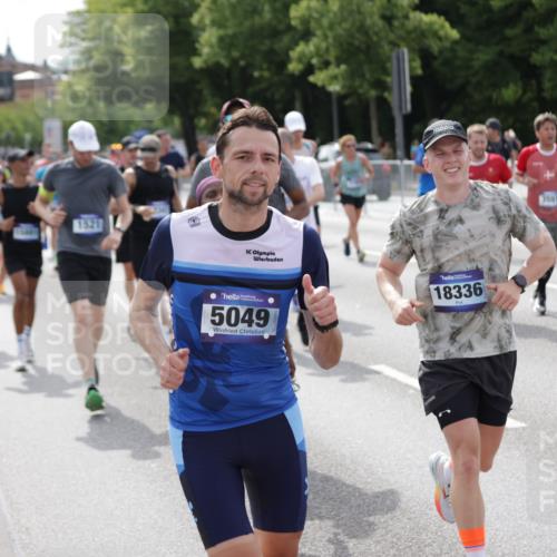29.06.2025 - hella hamburg halbmarathon Jannik Wohlers http://msf.ph/oto/8159217 29.06.2025 10:18:19 Lombardsbrücke 1234, 1521, 2703, 2781, 2821, 3202, 3529, 3591, 3592, 4383, 4802, 5049, 5264, 5266, 5834, 5910, 6533, 7051, 7121, 7214, 7454, 8665, 9276, 9505, 9549, 9658, 10172, 10467, 10502, 10856, 11020, 12239, 12347, 12541, 12548, 12552, 12703, 12847, 12890, 14023, 14247, 14294, 14332, 14532, 14627, 14760, 14966, 14967, 15138, 15208, 15402, 15436, 15749, 15881, 16196, 16451, 17027, 17030, 17052, 17490, 17567, 18246, 18336, 18456 meine-sportfotos.de