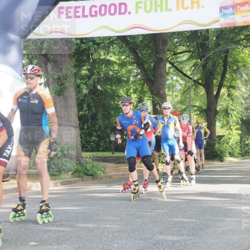 29.06.2025 - hella hamburg halbmarathon KatJ http://msf.ph/oto/8159222 29.06.2025 09:06:21 Zwischen KM18-KM19  meine-sportfotos.de