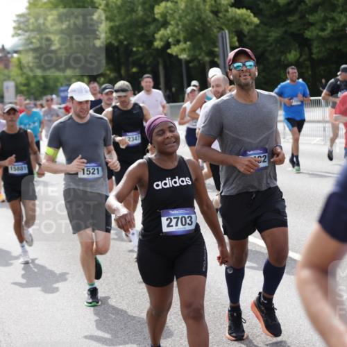 29.06.2025 - hella hamburg halbmarathon Jannik Wohlers http://msf.ph/oto/8159237 29.06.2025 10:18:20 Lombardsbrücke 1349, 1521, 2703, 2781, 2821, 3202, 3529, 3591, 3592, 4383, 4802, 5049, 5264, 5266, 5834, 5910, 6533, 7051, 7121, 7214, 7454, 8665, 9276, 9505, 9549, 10172, 10467, 10502, 10856, 11020, 12239, 12347, 12541, 12548, 12552, 12703, 12890, 14023, 14247, 14294, 14332, 14532, 14627, 14760, 14966, 14967, 15138, 15208, 15402, 15436, 15657, 15749, 15881, 16196, 16451, 17027, 17030, 17052, 17490, 17567, 18246, 18336, 18456 meine-sportfotos.de
