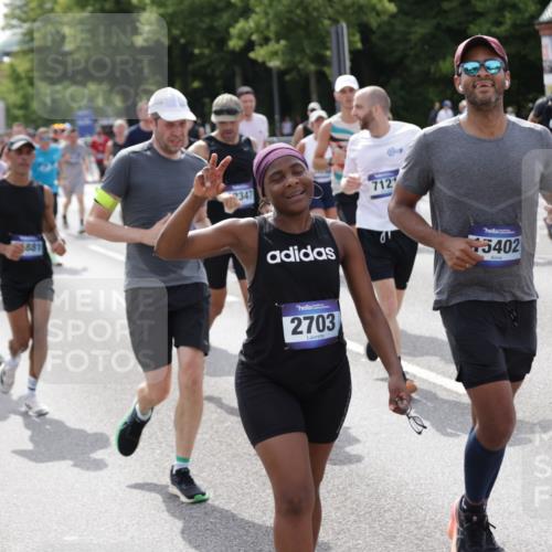 29.06.2025 - hella hamburg halbmarathon Jannik Wohlers http://msf.ph/oto/8159296 29.06.2025 10:18:20 Lombardsbrücke 1349, 1521, 2703, 2781, 2821, 3202, 3529, 3591, 3592, 4383, 4802, 5049, 5264, 5266, 5834, 5910, 6533, 7051, 7121, 7214, 7454, 8665, 9276, 9505, 9549, 10172, 10467, 10502, 10856, 11020, 12239, 12347, 12541, 12548, 12552, 12703, 12890, 14023, 14247, 14294, 14332, 14532, 14627, 14760, 14966, 14967, 15138, 15208, 15402, 15436, 15657, 15749, 15881, 16196, 16451, 17027, 17030, 17052, 17490, 17567, 18246, 18336, 18456 meine-sportfotos.de