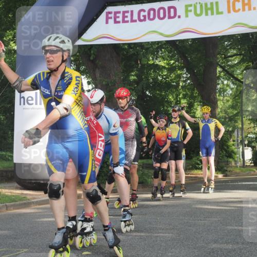 29.06.2025 - hella hamburg halbmarathon KatJ http://msf.ph/oto/8159311 29.06.2025 09:06:22 Zwischen KM18-KM19  meine-sportfotos.de