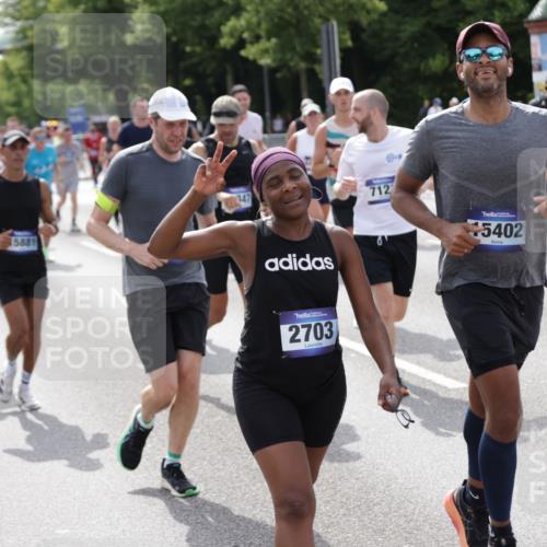 29.06.2025 - hella hamburg halbmarathon Jannik Wohlers http://msf.ph/oto/8159312 29.06.2025 10:18:20 Lombardsbrücke 1349, 1521, 2703, 2781, 2821, 3202, 3529, 3591, 3592, 4383, 4802, 5049, 5264, 5266, 5834, 5910, 6533, 7051, 7121, 7214, 7454, 8665, 9276, 9505, 9549, 10172, 10467, 10502, 10856, 11020, 12239, 12347, 12541, 12548, 12552, 12703, 12890, 14023, 14247, 14294, 14332, 14532, 14627, 14760, 14966, 14967, 15138, 15208, 15402, 15436, 15657, 15749, 15881, 16196, 16451, 17027, 17030, 17052, 17490, 17567, 18246, 18336, 18456 meine-sportfotos.de