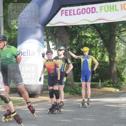 29.06.2025 - hella hamburg halbmarathon KatJ http://msf.ph/oto/8159339 29.06.2025 09:06:22 Zwischen KM18-KM19  meine-sportfotos.de