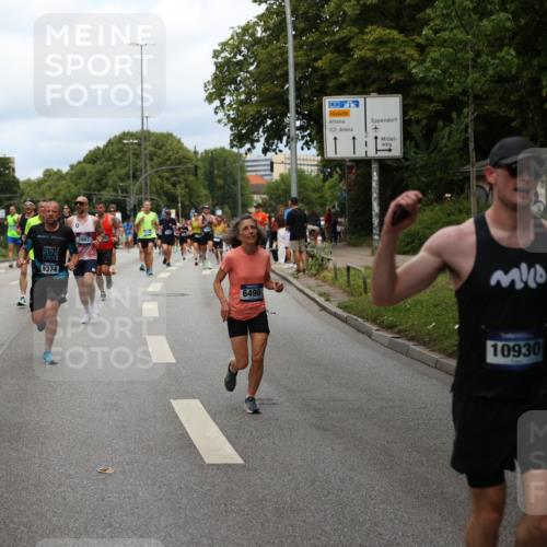 29.06.2025 - hella hamburg halbmarathon Yannick Fuchs http://msf.ph/oto/8159496 29.06.2025 10:38:43 20KM 1057, 1220, 1391, 1415, 1468, 1558, 1782, 1902, 1941, 2365, 2402, 2415, 2816, 3004, 3021, 3305, 3907, 4310, 4991, 4999, 5231, 5275, 5476, 5624, 5884, 6490, 6903, 7005, 7191, 7322, 8722, 9159, 9374, 9444, 9633, 10193, 10596, 10930, 11469, 12159, 12554, 12711, 12966, 13123, 14351, 14667, 14798, 14816, 15185, 15225, 15233, 15280, 15862, 16316, 16506, 16893, 17097, 17251, 17729, 17748, 18560, 18806, 19207 meine-sportfotos.de