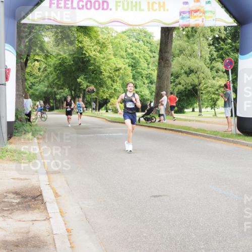29.06.2025 - hella hamburg halbmarathon MichiJ http://msf.ph/oto/8159560 29.06.2025 10:10:06 Zwischen KM18-KM19 4524 meine-sportfotos.de