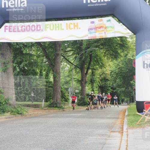 29.06.2025 - hella hamburg halbmarathon KatJ http://msf.ph/oto/8159578 29.06.2025 09:07:41 Zwischen KM18-KM19  meine-sportfotos.de