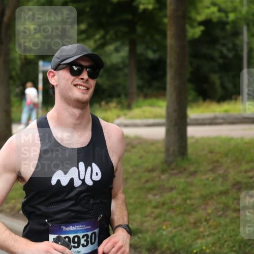 29.06.2025 - hella hamburg halbmarathon Yannick Fuchs http://msf.ph/oto/8159607 29.06.2025 10:38:43 20KM 1057, 1220, 1391, 1415, 1468, 1558, 1782, 1902, 1941, 2365, 2402, 2415, 2816, 3004, 3021, 3305, 3907, 4310, 4991, 4999, 5231, 5275, 5476, 5624, 5884, 6490, 6903, 7005, 7191, 7322, 8722, 9159, 9374, 9444, 9633, 10193, 10596, 10930, 11469, 12159, 12554, 12711, 12966, 13123, 14351, 14667, 14798, 14816, 15185, 15225, 15233, 15280, 15862, 16316, 16506, 16893, 17097, 17251, 17729, 17748, 18560, 18806, 19207 meine-sportfotos.de