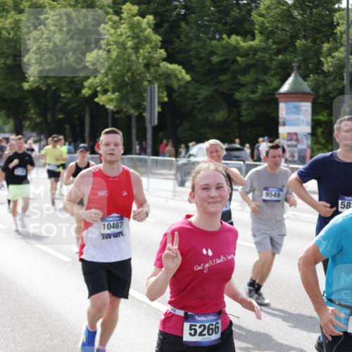 29.06.2025 - hella hamburg halbmarathon Jannik Wohlers http://msf.ph/oto/8159859 29.06.2025 10:18:26 Lombardsbrücke 1349, 1521, 2096, 2781, 2821, 3026, 3591, 3592, 3631, 4718, 4802, 4845, 5049, 5264, 5266, 5834, 5910, 6413, 7051, 7121, 7214, 7252, 8665, 8780, 9270, 9272, 9276, 9549, 10037, 10467, 10502, 10816, 10856, 11020, 12239, 12347, 12890, 13204, 13464, 14247, 14294, 14532, 14627, 14760, 14966, 14967, 15138, 15402, 15657, 15881, 16196, 17027, 17030, 17052, 17386, 17490, 17548, 17567, 17571, 18002, 18217, 18246, 18336, 18456, 18519, 19010 meine-sportfotos.de