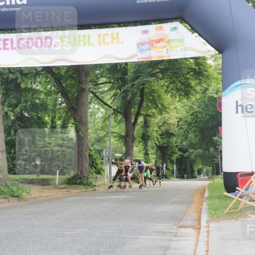 29.06.2025 - hella hamburg halbmarathon KatJ http://msf.ph/oto/8160113 29.06.2025 09:08:41 Zwischen KM18-KM19  meine-sportfotos.de