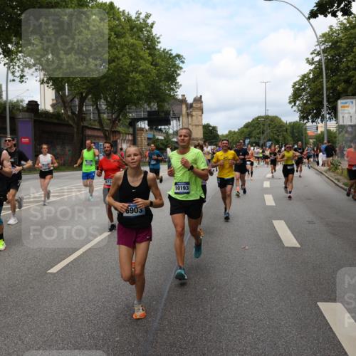 29.06.2025 - hella hamburg halbmarathon Yannick Fuchs http://msf.ph/oto/8160546 29.06.2025 10:38:50 20KM 1057, 1220, 1391, 1468, 1782, 1902, 1941, 2365, 2402, 2415, 3004, 3021, 3098, 3305, 4310, 4691, 4991, 4999, 5231, 5275, 5476, 5884, 6903, 7191, 7322, 7710, 8722, 8928, 9159, 9444, 10193, 10596, 11469, 12159, 12554, 12711, 13123, 14351, 14667, 14798, 14816, 15185, 15225, 15233, 15280, 16316, 16506, 16893, 17097, 17406, 17729, 17748, 18560, 18806, 19207 meine-sportfotos.de