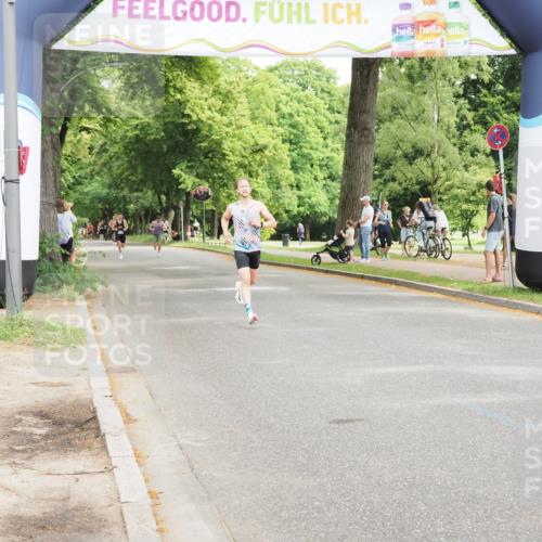29.06.2025 - hella hamburg halbmarathon MichiJ http://msf.ph/oto/8160743 29.06.2025 10:11:11 Zwischen KM18-KM19 12678 meine-sportfotos.de